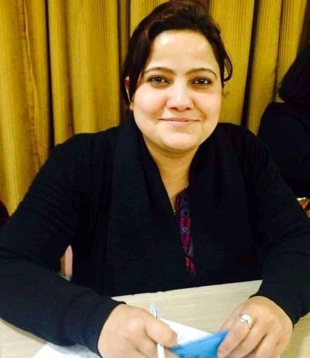 रसना ढकाल